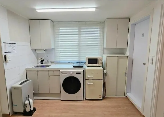 Reve Seongshin Apartment *