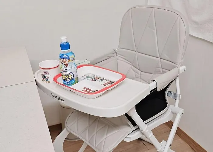 Apartment Reve Seongshin