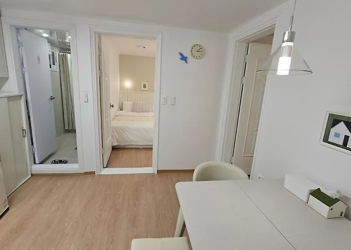 Reve Seongshin Apartment *